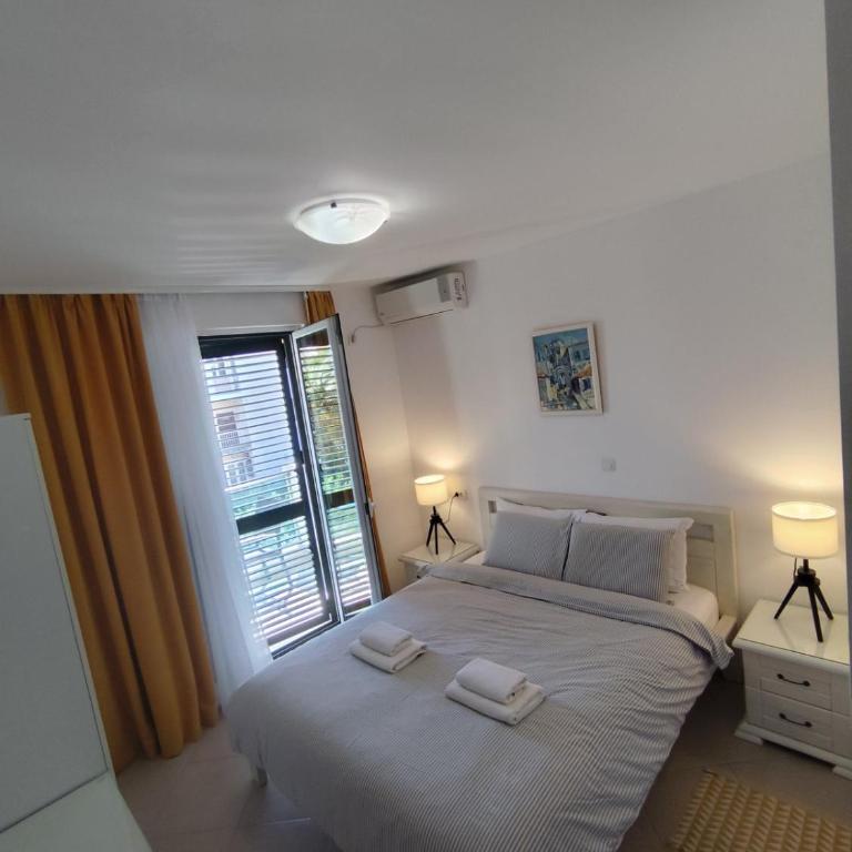 Lucky Studios - Standard Studio with Balcony - 1