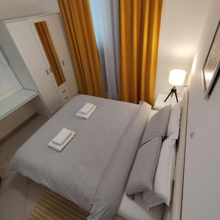 Lucky Studios - Standard Studio with Balcony - 3