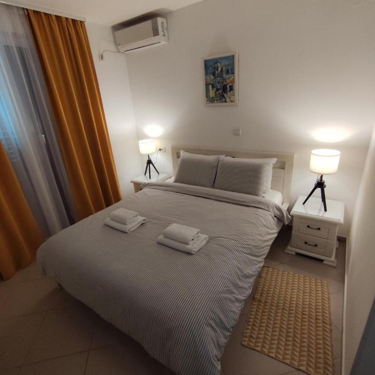 Lucky Studios - Standard Studio with Balcony - 4
