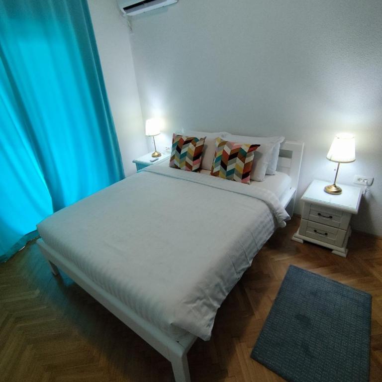 Lucky Apartments - One Bedroom Apartment - 12