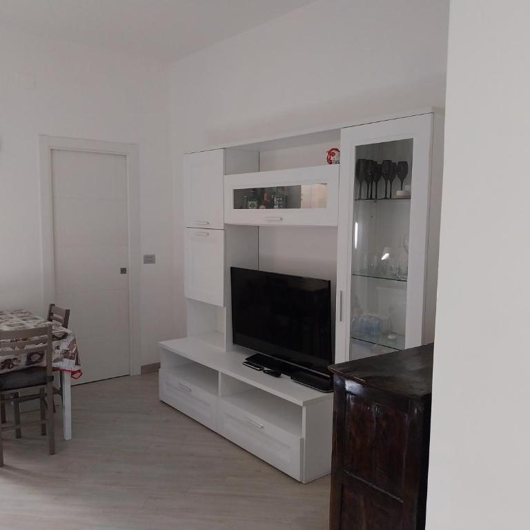 BILOCALE MODERNO IN CENTRO CITTA’ - One-Bedroom Apartment - 1