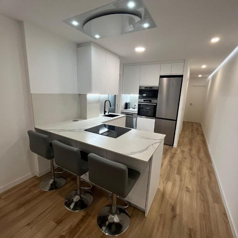 Alexa Suite - Two-Bedroom Apartment - 2