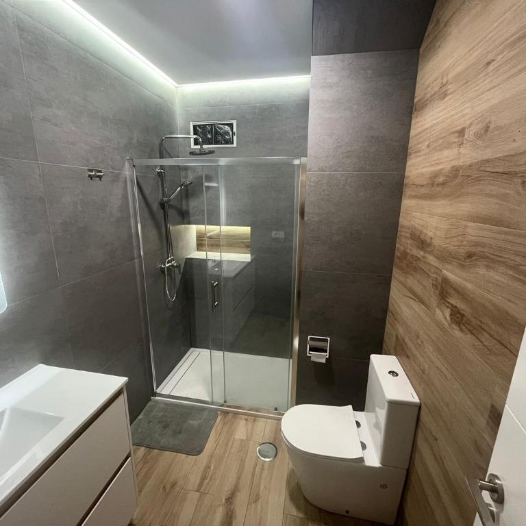 Alexa Suite - Two-Bedroom Apartment - 24