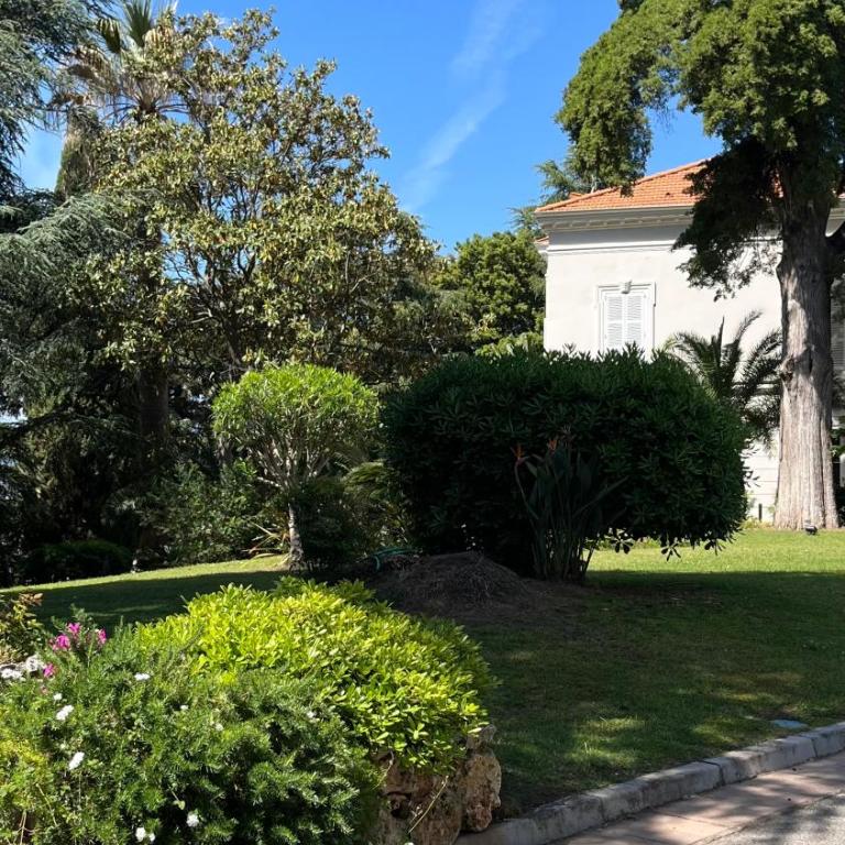CANNES Appartement - terrasse, jardin prive, parking, piscine, climatisation - Appartement 1 Chambre - 31