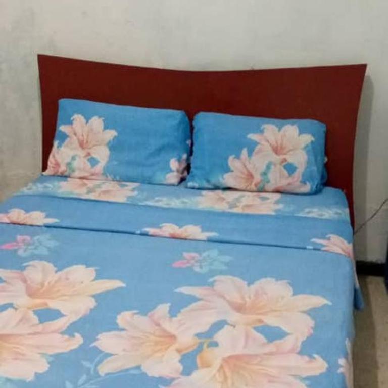 Candida - Budget Double Room with Shared Bathroom - 3