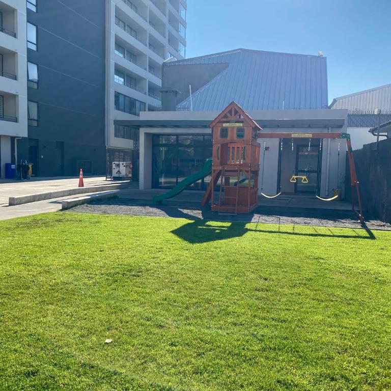 Departamento con estacionamiento - Apartamento de 1 dormitorio - 30