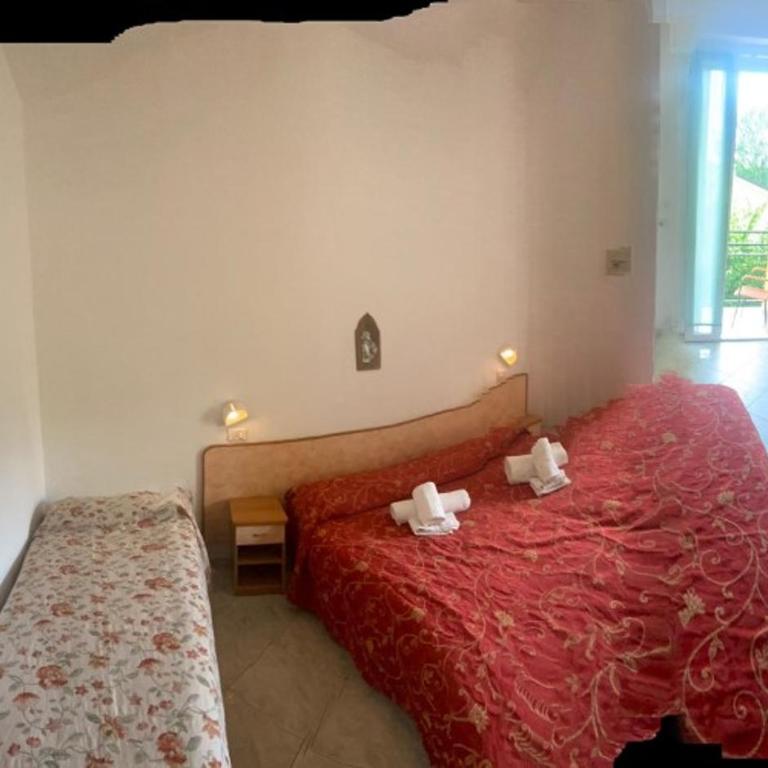 Hotel Silvaion - Camera Tripla - 3