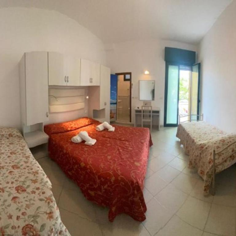 Hotel Silvaion - Camera Quadrupla - 3