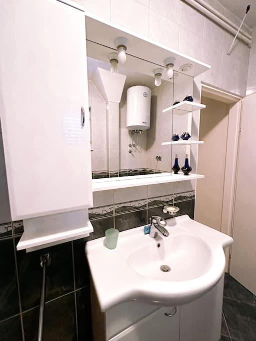 Harmony Heights - Two-Bedroom Apartment - 10