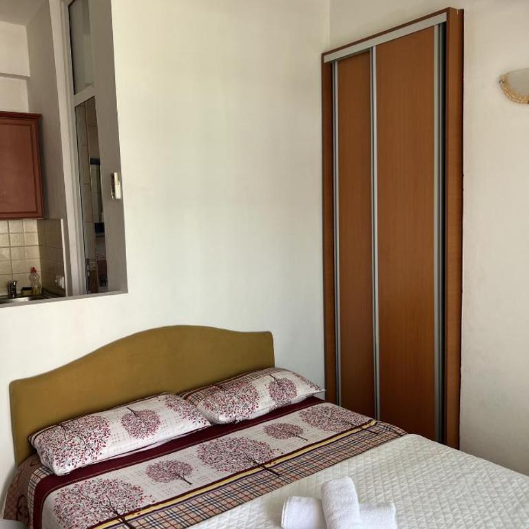 Apartaments DIN - Porodična Soba sa Balkonom - 2