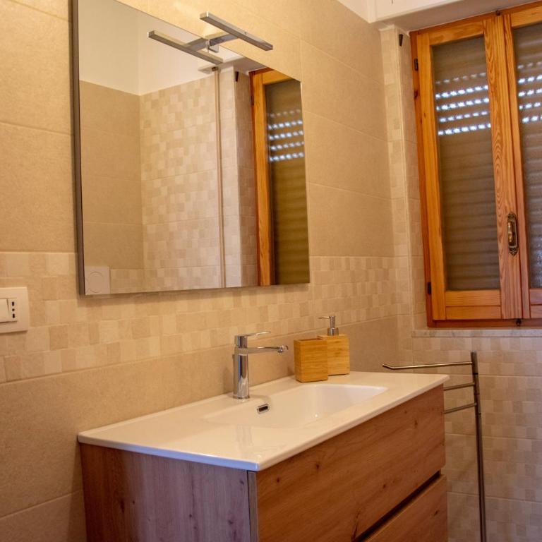 GUEST HOUSE DA GINO - Appartamento con 3 Camere da Letto - 23