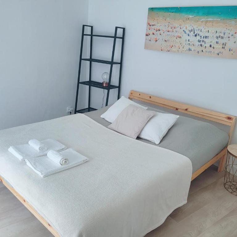 Maison de ville au calme avec jardin et parking - Appartement 2 Chambres - 10