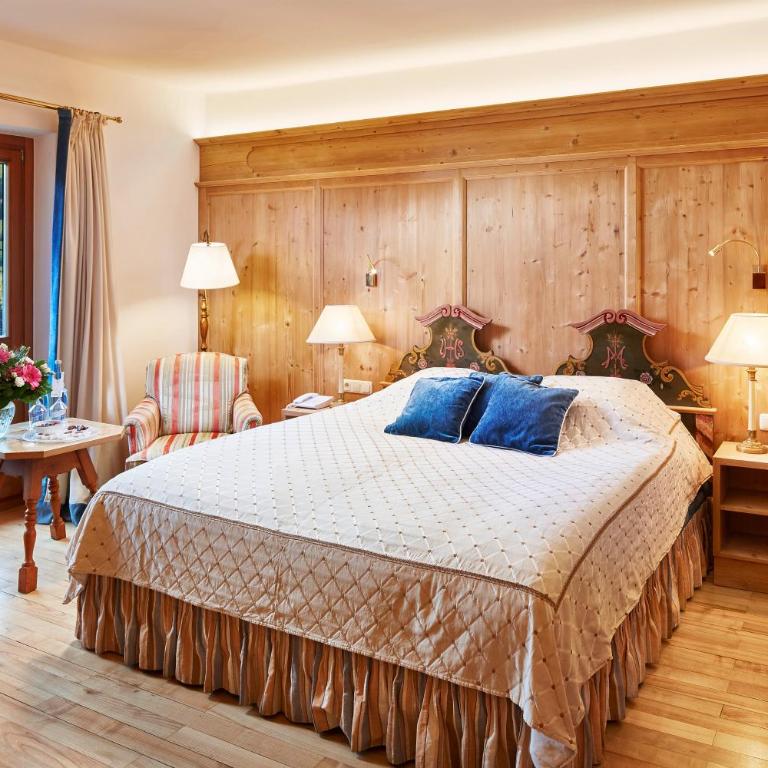 Relais & Châteaux Hotel Tennerhof - Deluxe Double Room - 4