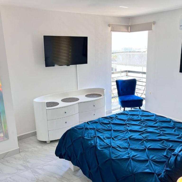 Elegant Condo in an Upscale Building - Apartamento con balcón - 17