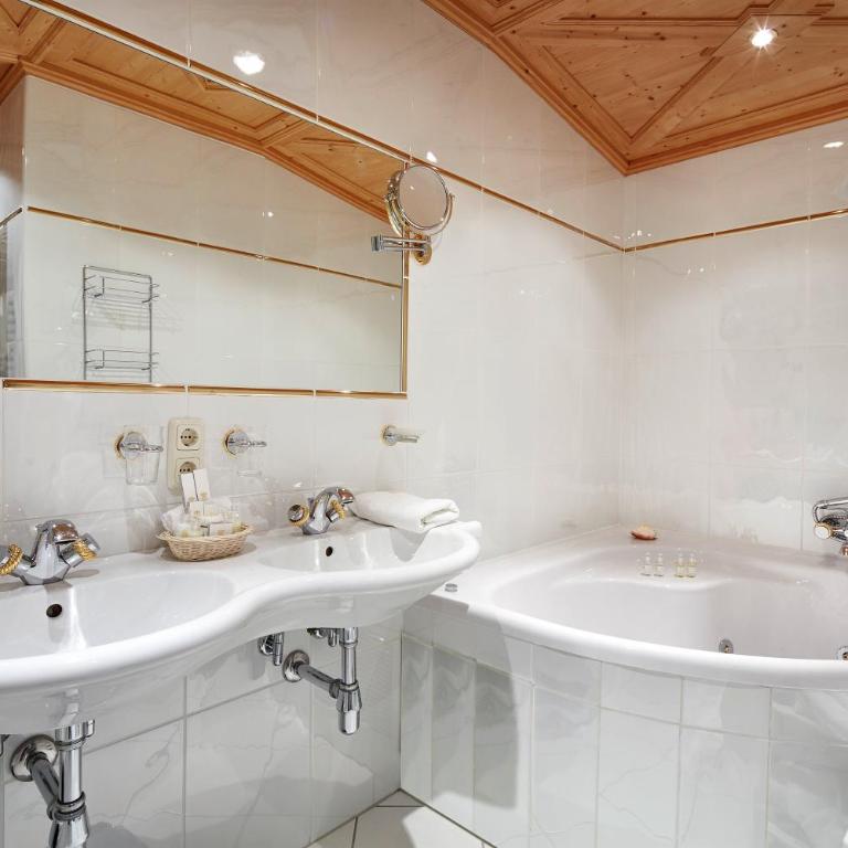 Relais & Châteaux Hotel Tennerhof - Deluxe Junior Suite - 2