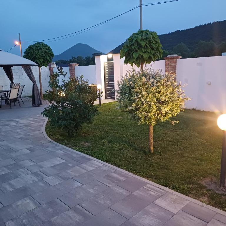 Family estate Hadžalova avlija - Six-Bedroom House - 30