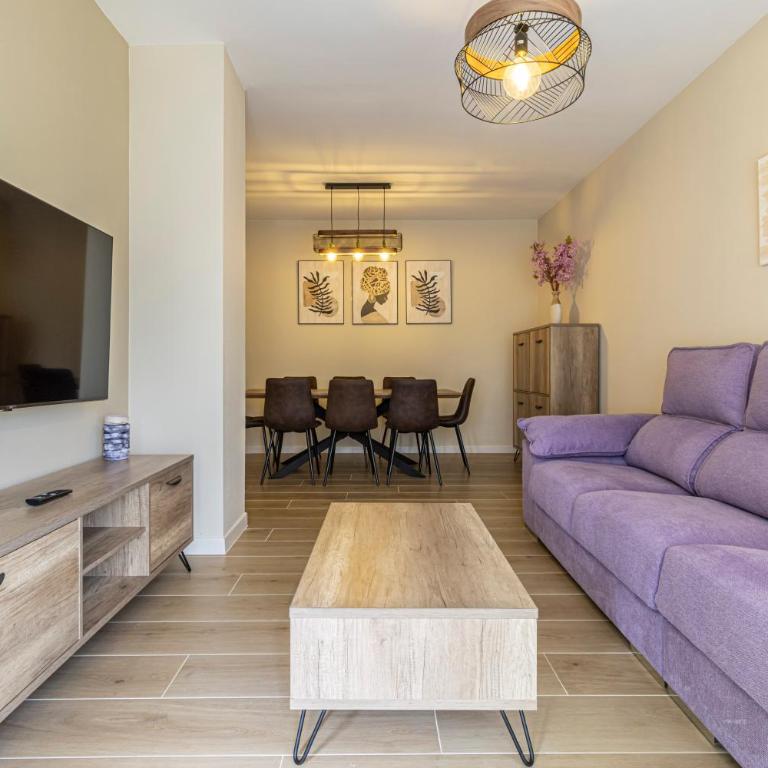 Allo Apartments Europa II Parking Piscina Padel 4 Habitaciones - Apartamento - 60