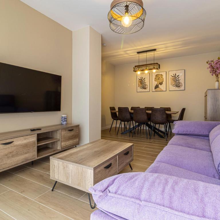 Allo Apartments Europa II Parking Piscina Padel 4 Habitaciones - Apartamento - 19