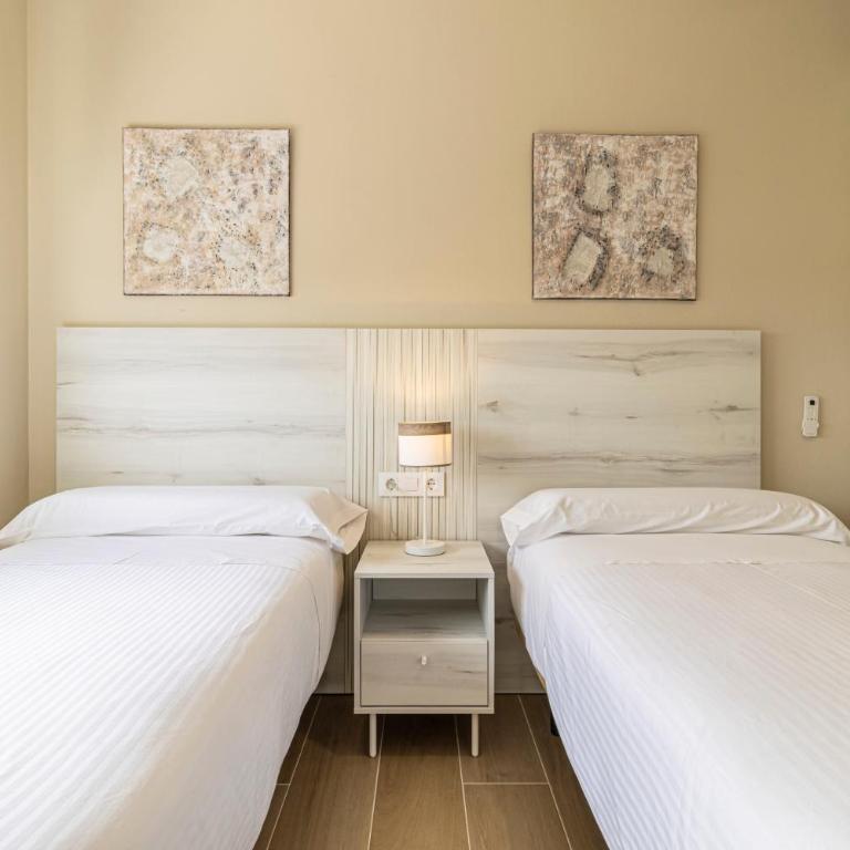 Allo Apartments Europa II Parking Piscina Padel 4 Habitaciones - Apartamento - 65