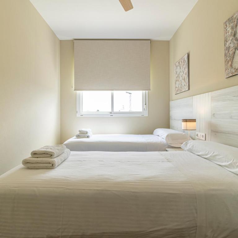 Allo Apartments Europa II Parking Piscina Padel 4 Habitaciones - Apartamento - 43