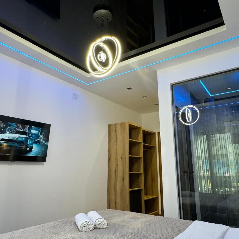 Blue Star Apartments - Deluxe Room - 6