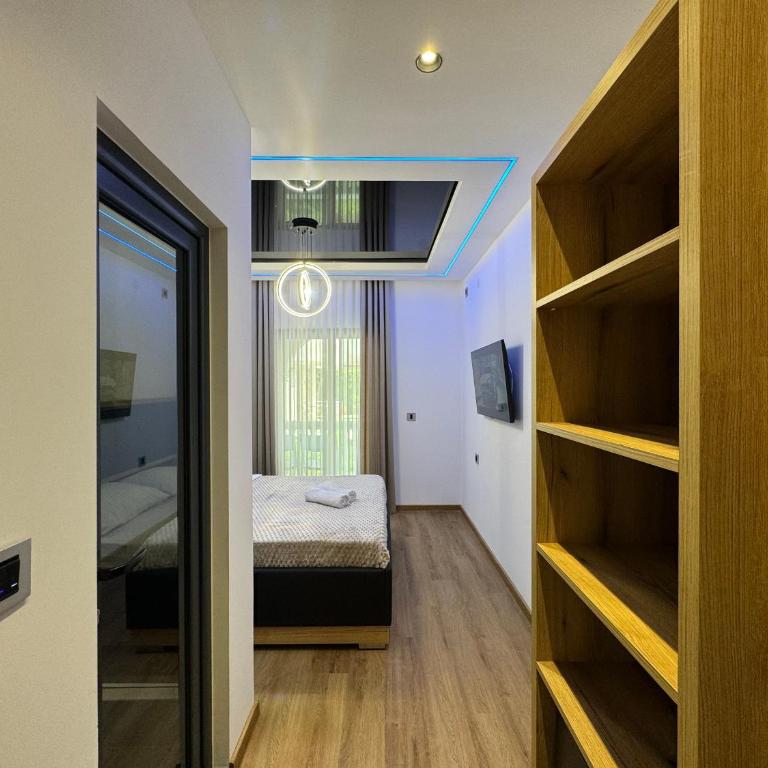 Blue Star Apartments - Deluxe Room - 1