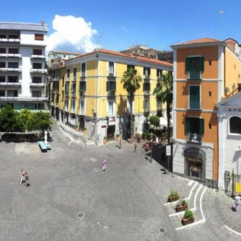 Maison Barriera - Luxury Suites - Salerno City Center - Camera King Deluxe - 8