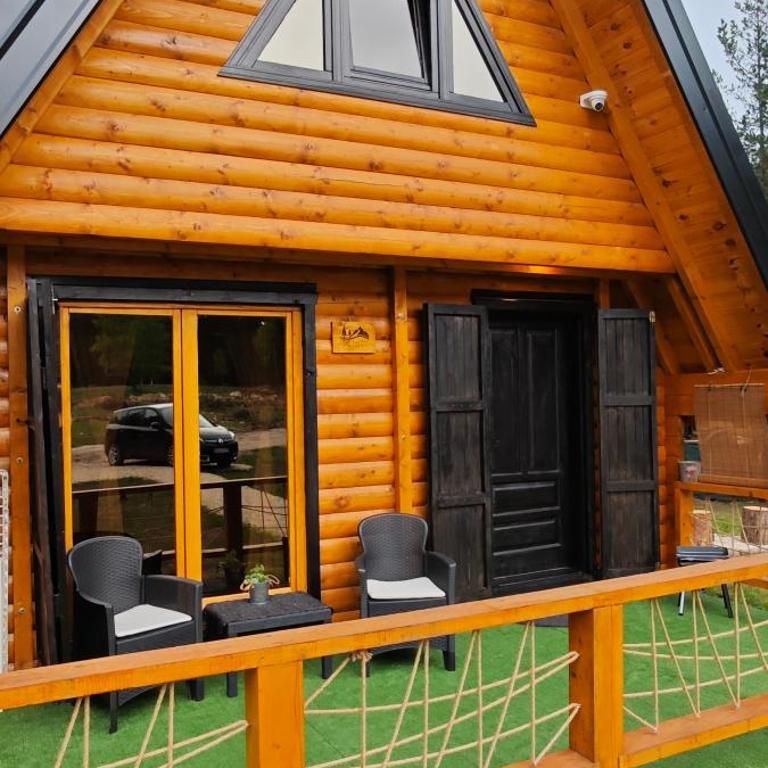 Pine forest-White - Two-Bedroom Chalet - 8