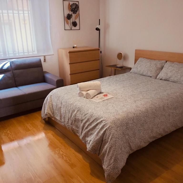 Posada Madrileña - Triple Room with Shared Bathroom - 4