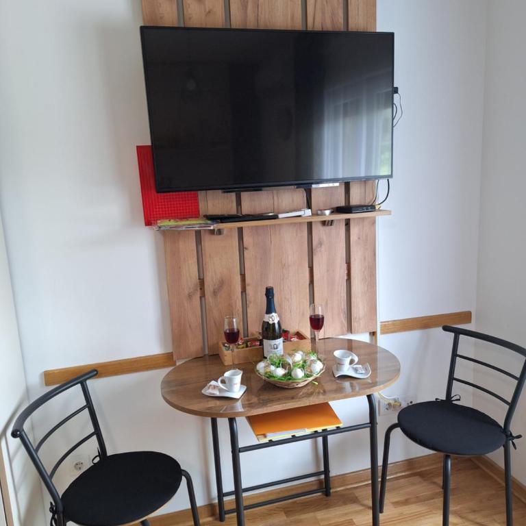 studio-apartman ,,ISSA,, - Apartman sa 1 Spavaćom Sobom - 1