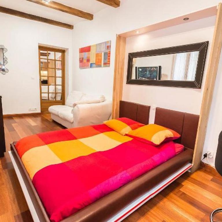 Abbesses Montmartre Apartment - Appartement Supérieur avec Sauna - 8