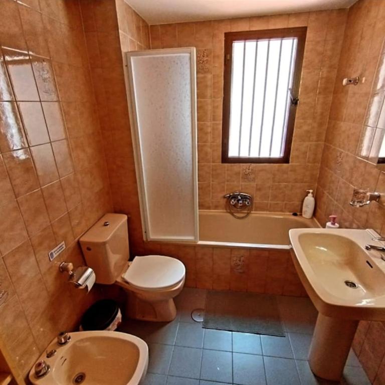 Posada Madrileña - Double Room with Shared Bathroom - 4