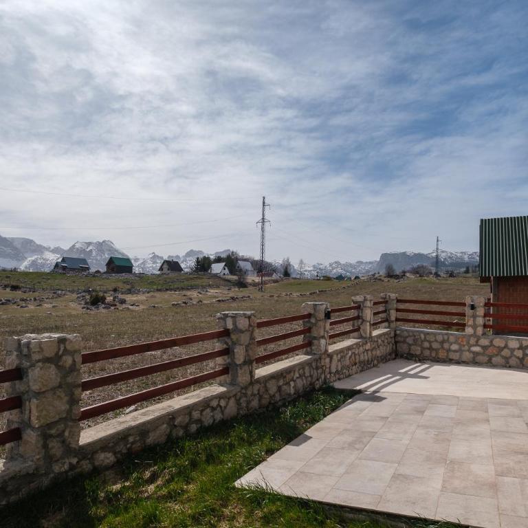 Monte Bella - Three-Bedroom Villa - 20