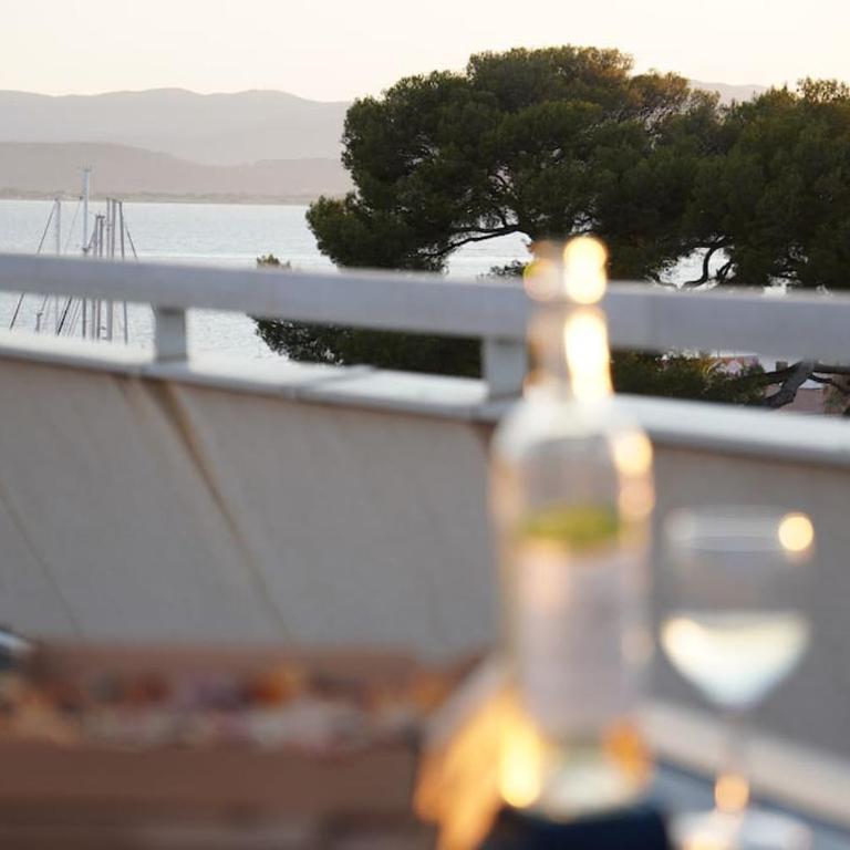 Superbe rooftop vue mer Port Santa Lucia 5 pers - Appartamento con 1 Camera da Letto - 9