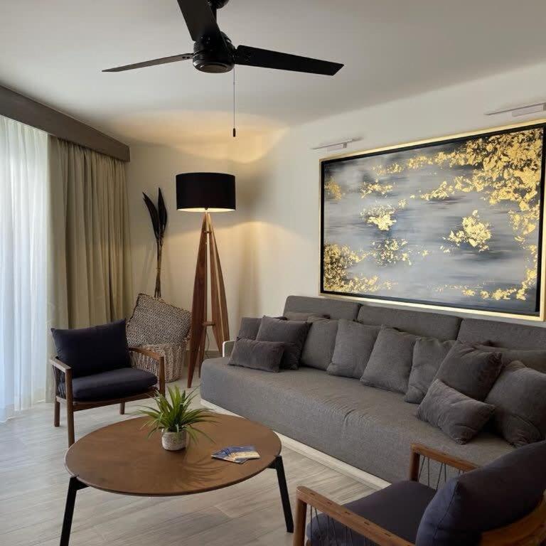 Unit 150- Casa Kelly - OCEANFRONT Fully Renovated - Apartamento - 3