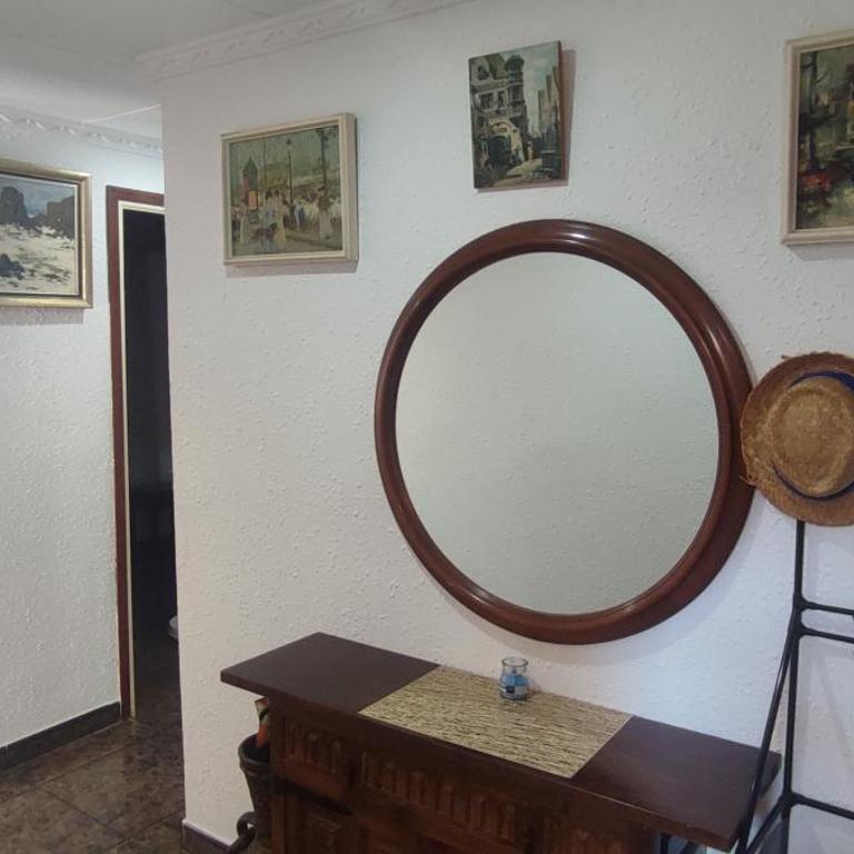 Piso grande con todo cerca - Apartamento con balcón - 15