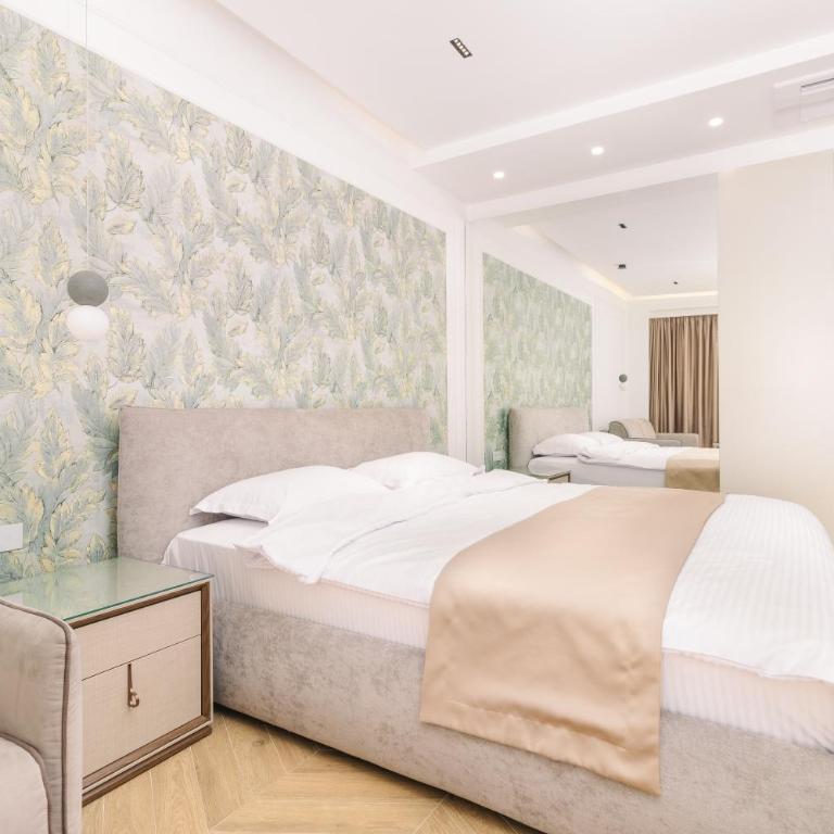 Miramar - Deluxe Family Suite - 5