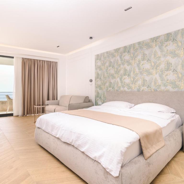 Miramar - Deluxe Double Room with Sea View - 13