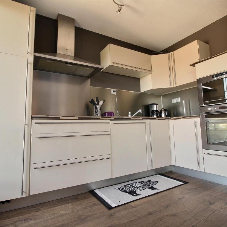ANNEMASSE - VICTORIA Centre ville, Grand T2 avec Terrasse - Appartement 1 Chambre - 4