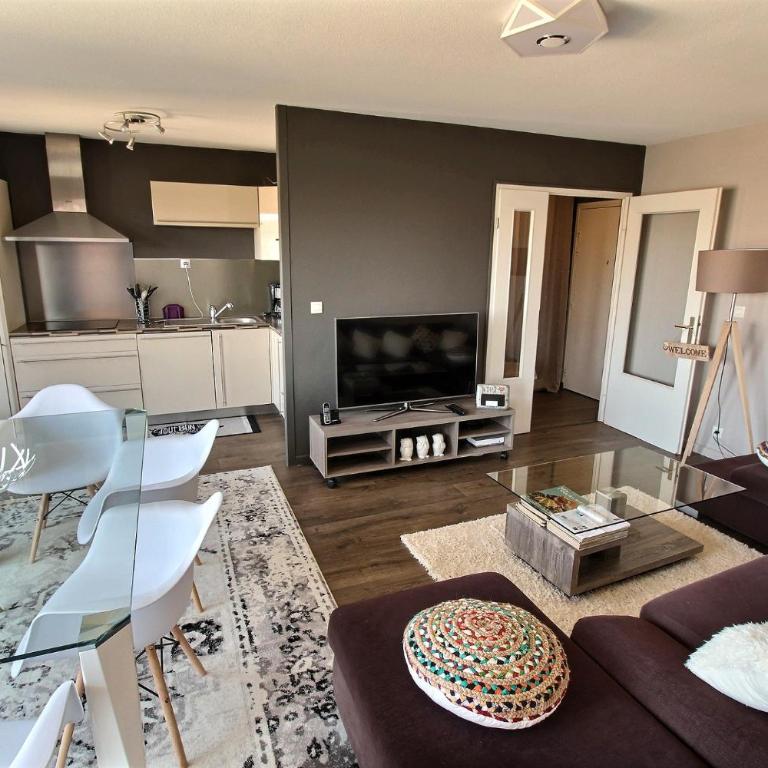 ANNEMASSE - VICTORIA Centre ville, Grand T2 avec Terrasse - Appartement 1 Chambre - 5