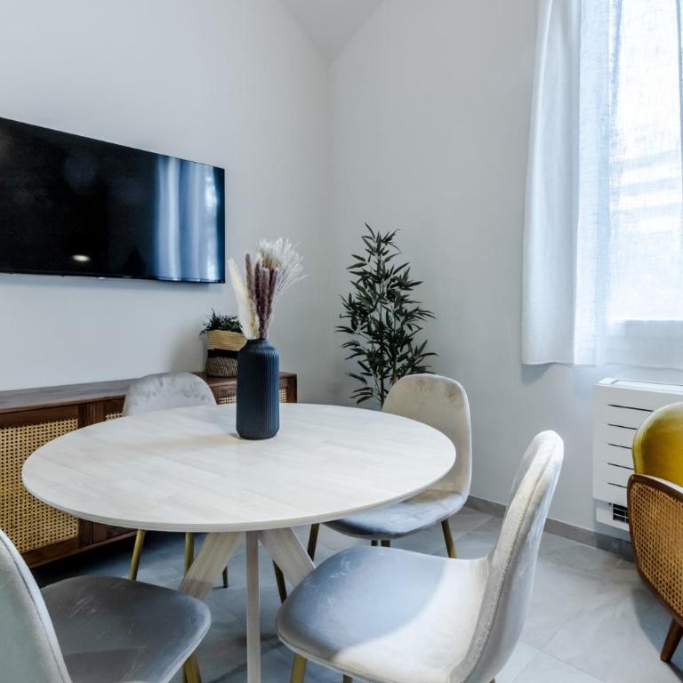 HouSmart Masini 9 int 2 - One-Bedroom Apartment - 5