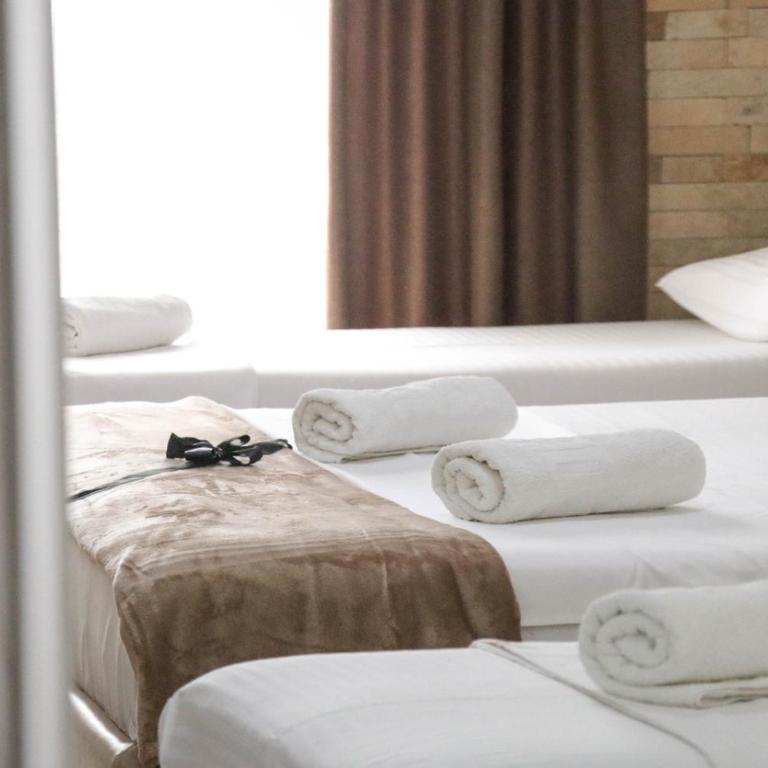 Imperial Hotel - Superior Trokrevetna Soba - 1