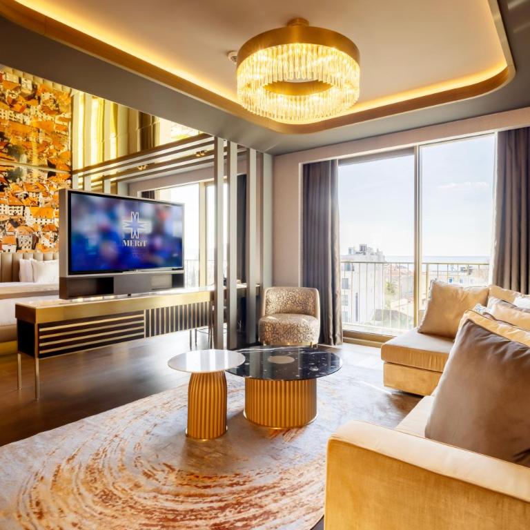 Merit Starlit Hotel & Residences - Junior Suite - 2