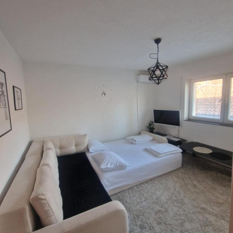 Apartments Natural and Bungalows 2 - One-Bedroom Apartment with View - 6