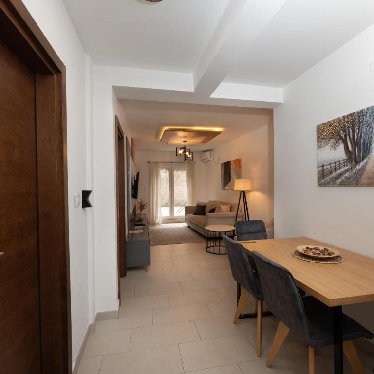 Comanda LUXURY APARTMENTS - Apartman sa 2 Spavaće Sobe - 2