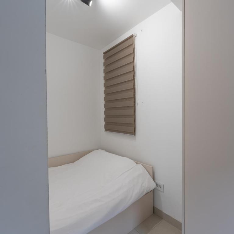 Comanda LUXURY APARTMENTS - Apartman sa 2 Spavaće Sobe - 11