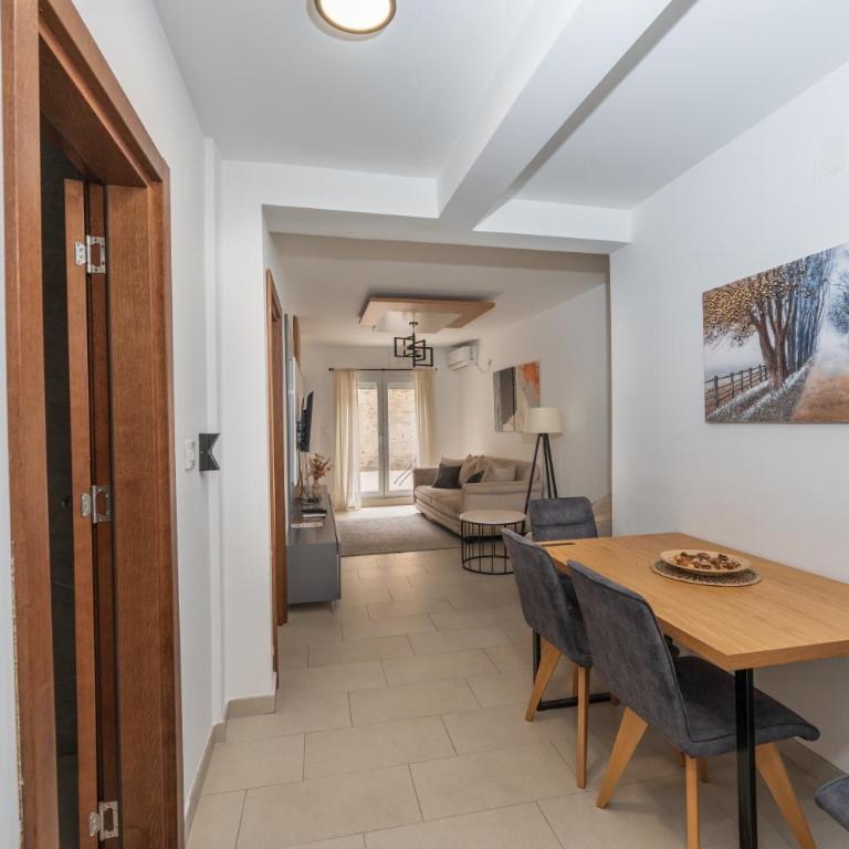 Comanda LUXURY APARTMENTS - Apartman sa 2 Spavaće Sobe - 10