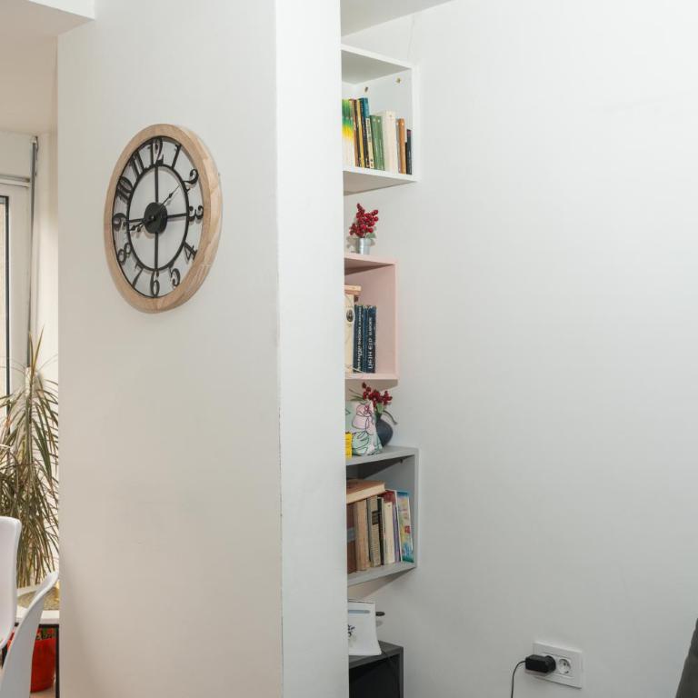 Comanda LUXURY APARTMENTS - Apartman sa 1 Spavaćom Sobom - 9