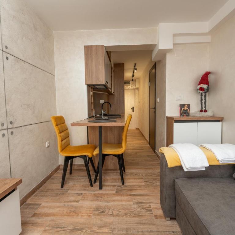 Comanda LUXURY APARTMENTS - Studio sa Balkonom - 12