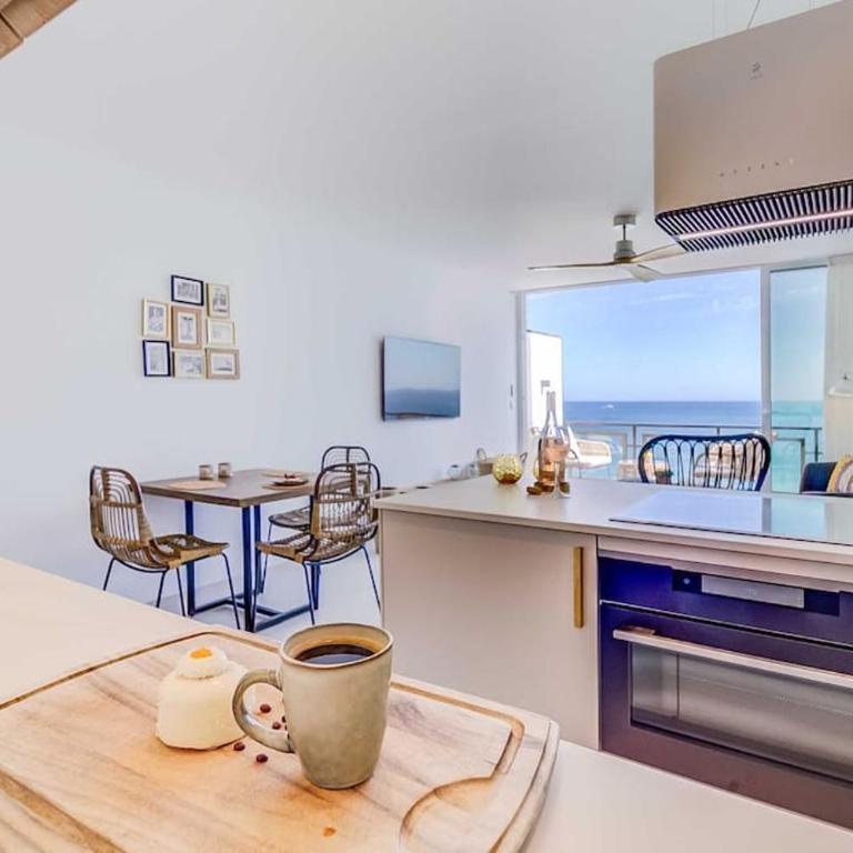 127-Stunning Beachfront Apartment in Benalmádena - Apartamento de 1 dormitorio - 12
